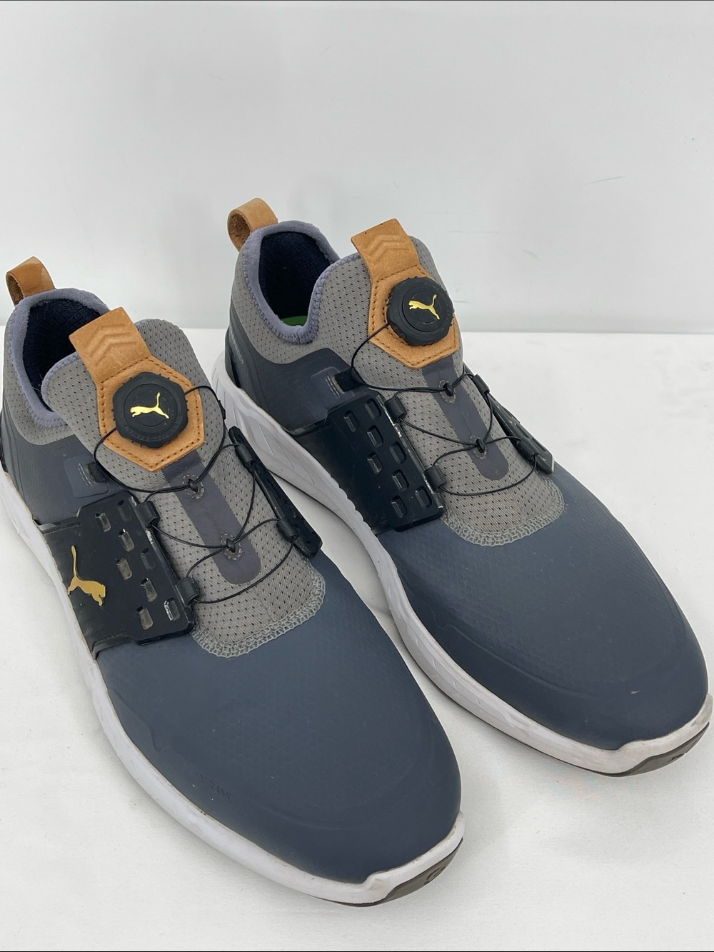 Puma Men’s DISC GOLF Gray and Tan Lace-Free Performance Sneakers SIZE 12